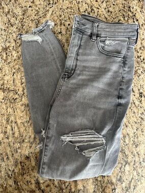American Eagle Outfitters Grey Super High-Rise Skinny Jeans Size 10 Short